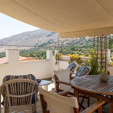 Dimosthenis בית נופש *